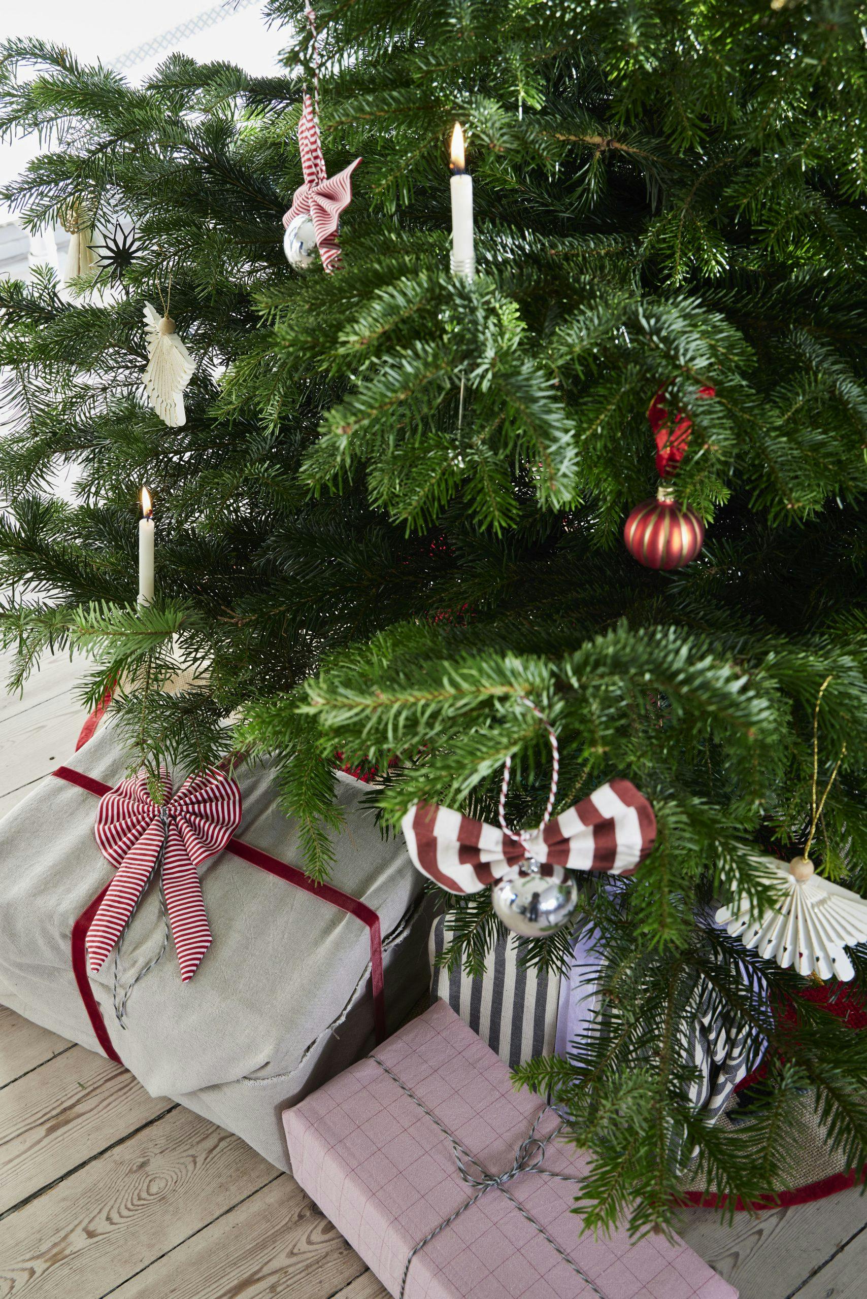 SigneHMKøkken241125 Juletre pynt